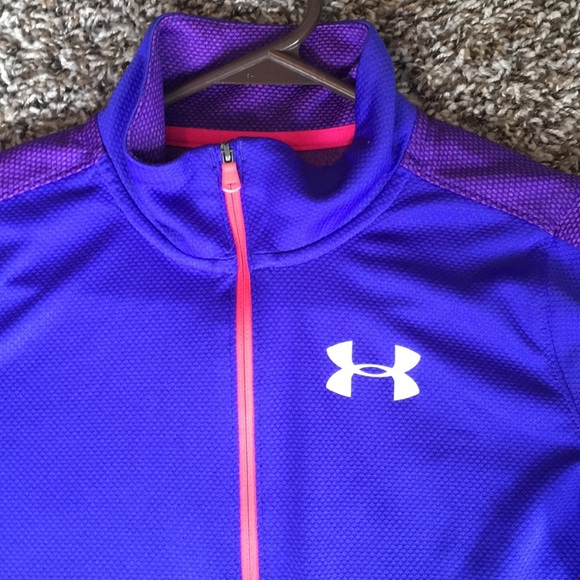 Under armour 3/4 zip - Picture 3 of 5